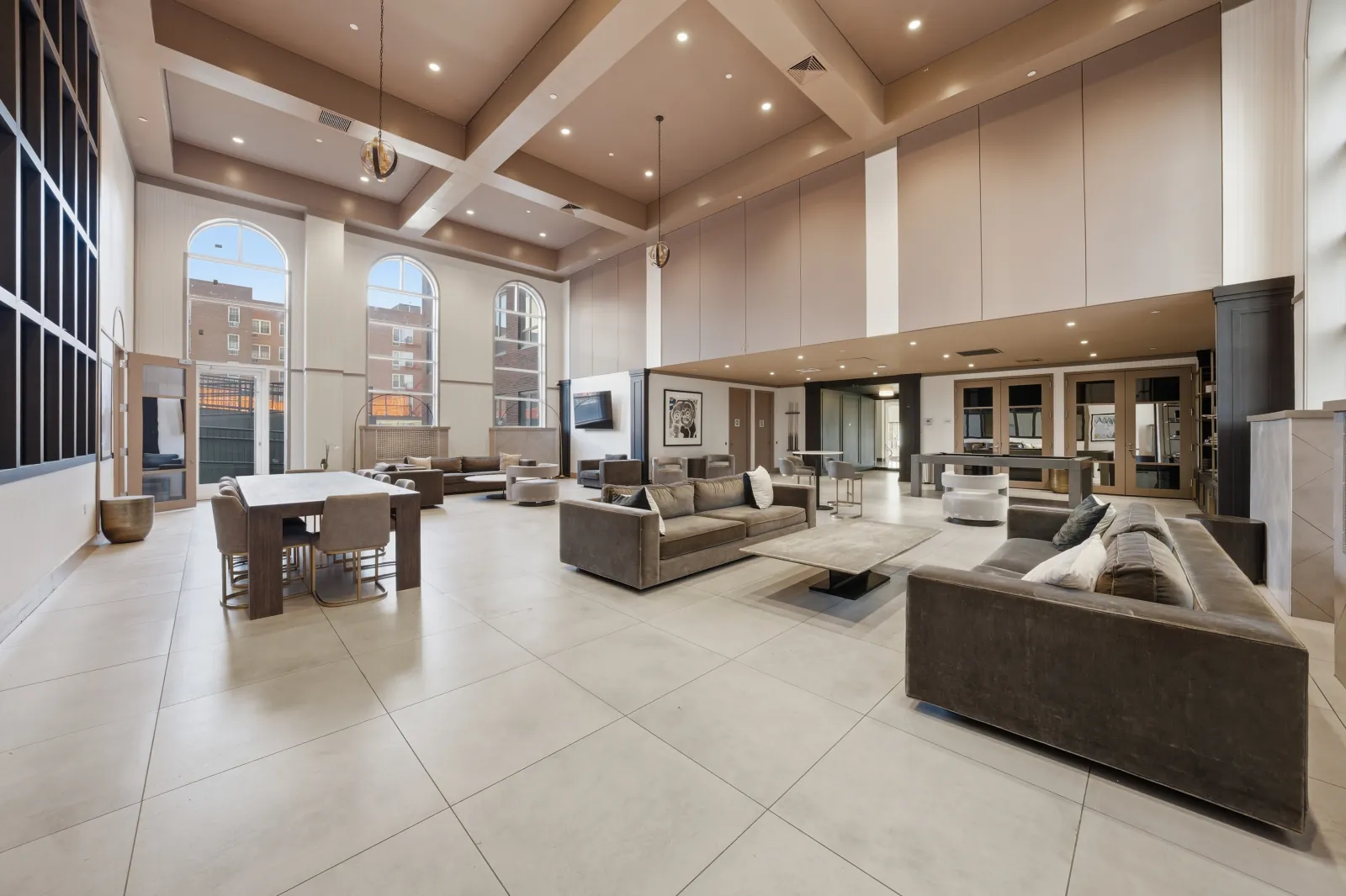 Contemporary Manhattan living room — HDR real estate photography
