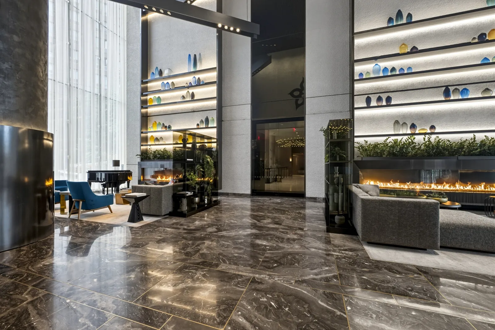 Elegant New York City interior with natural light by RealtaSnap